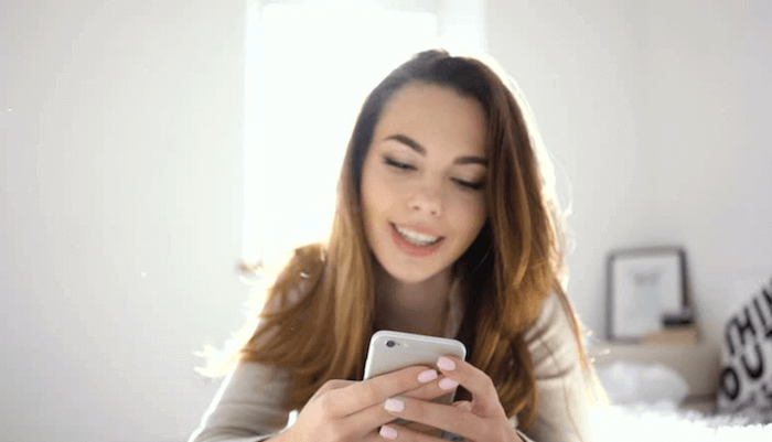 What Is Sexting? Benefits and Associated Problems main image